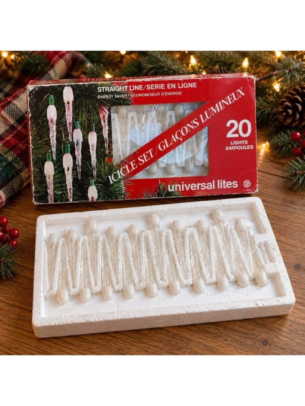 Vintage Universal Lites 20 Clear Icicle Christmas Light Covers Original Box